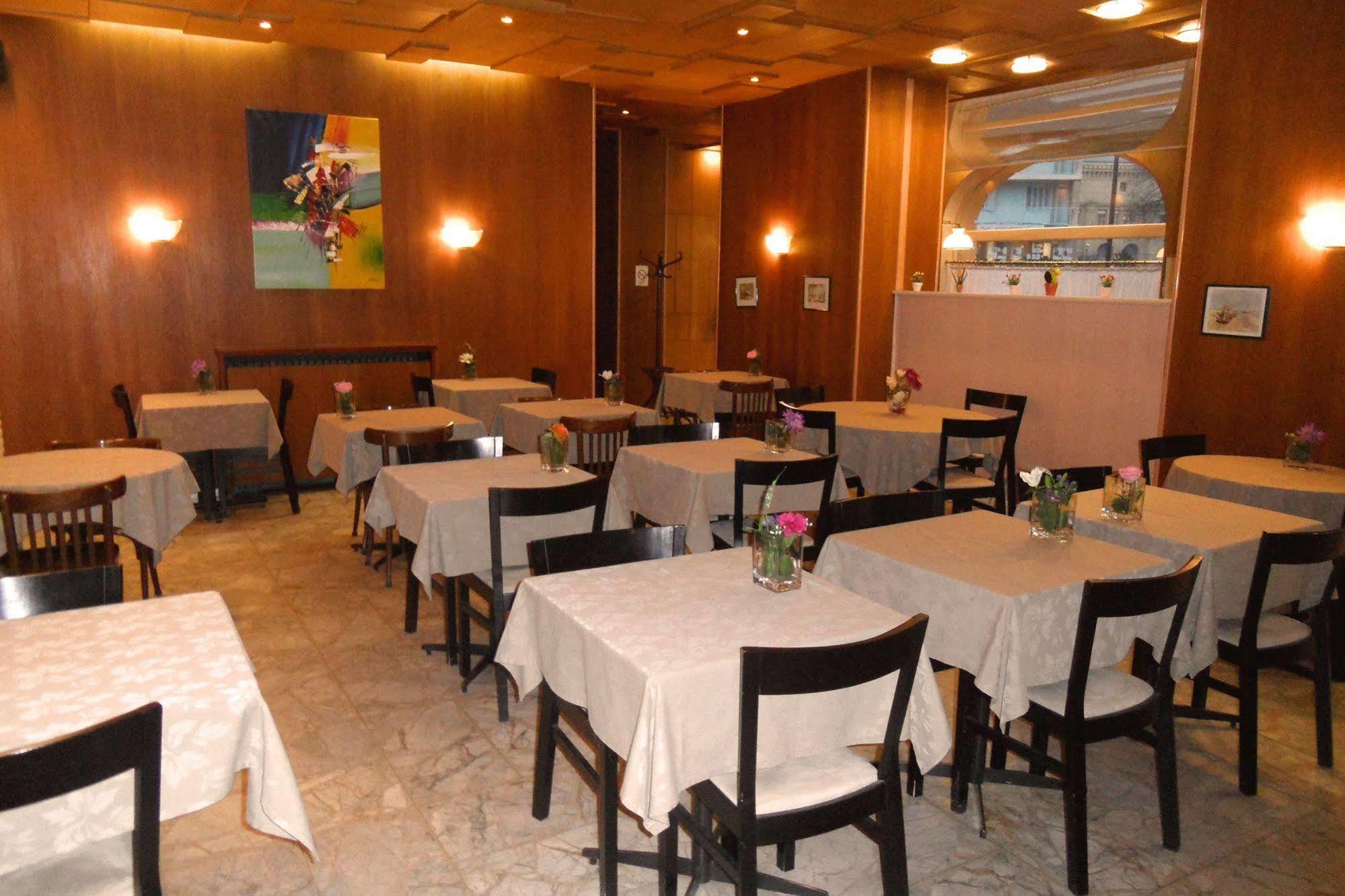 Hotel Cecil Metz Gare Εξωτερικό φωτογραφία